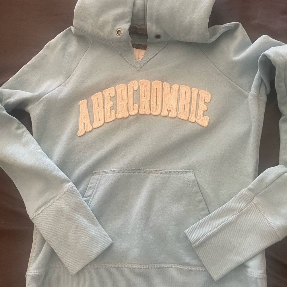 Abercrombie & Fitch Light Blue Crew Neck Sweater